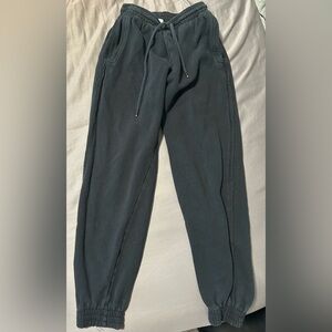 Black Arie joggers